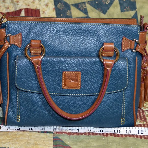 Dooney & Bourke Medium Pebble Leather Pocket Bag Teal EUC - Picture 3 of 13